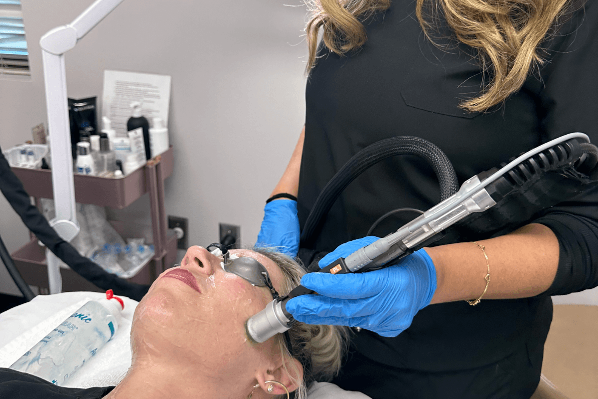 Motus AZ (dark spot treatment) in Trussville, AL